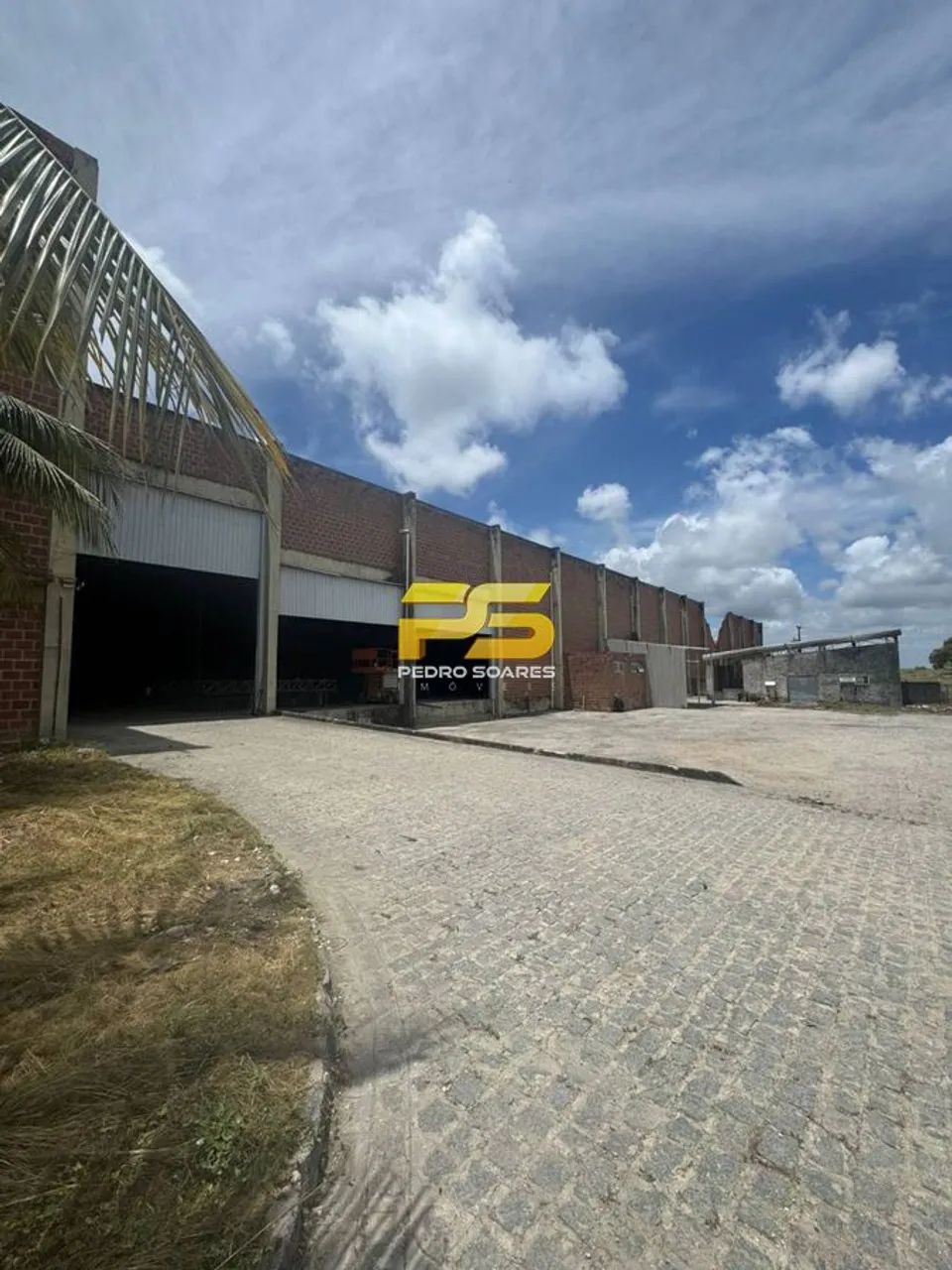 GALPÃO COM 3000m² PARA LOCAÇÃO NA BR 101, CONDE