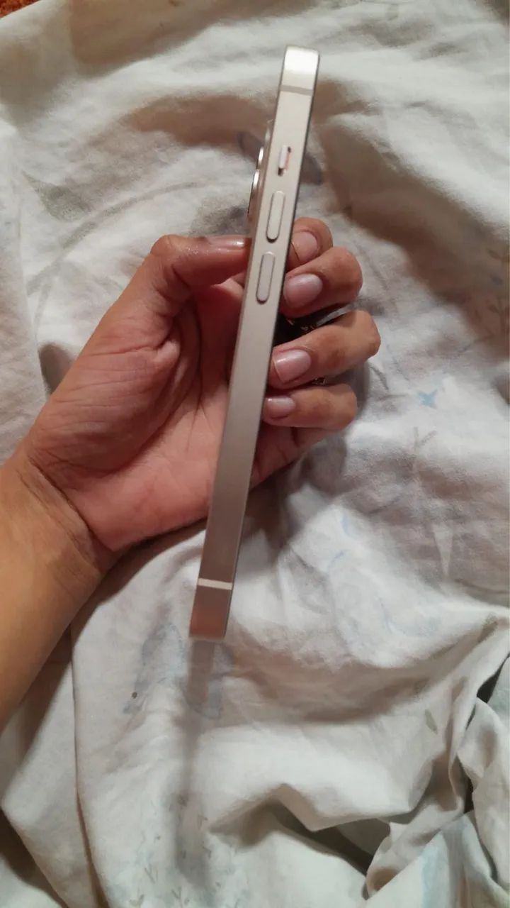 iPhone 14 - Foto 3