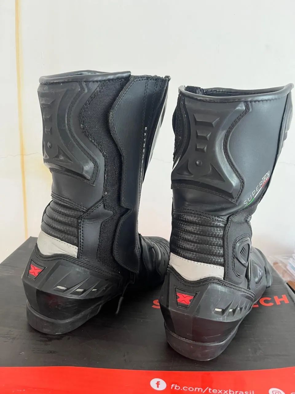 Bota motociclista 
