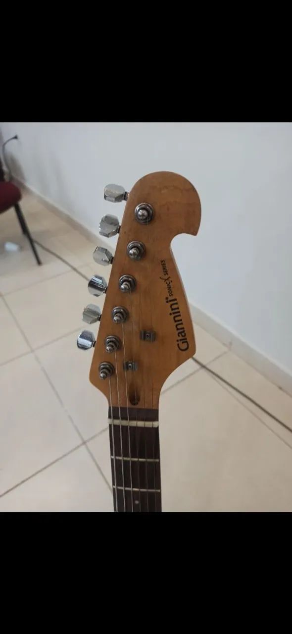 Guitarra Giannini strato  - Foto 2