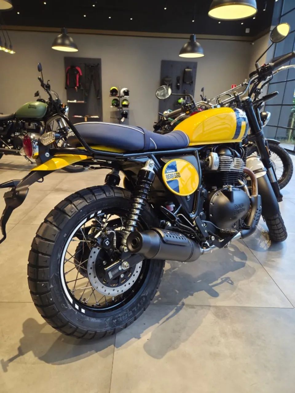 INTERCEPTOR BEAR 650cc WILD HONEY - Foto 4