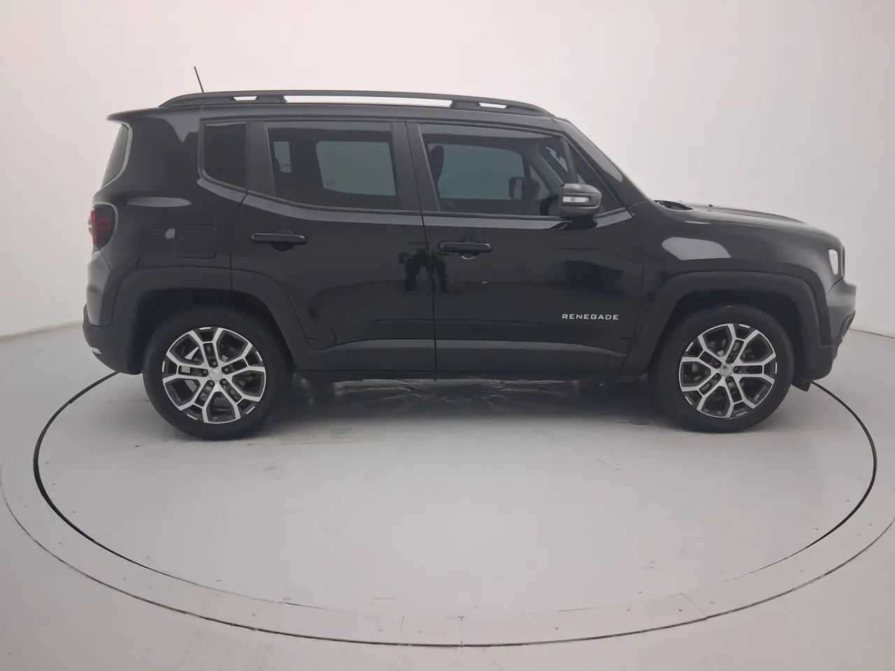 Jeep Renegade Long. T270 1.3 TB 4x2 Flex Aut., foto 6 de 18