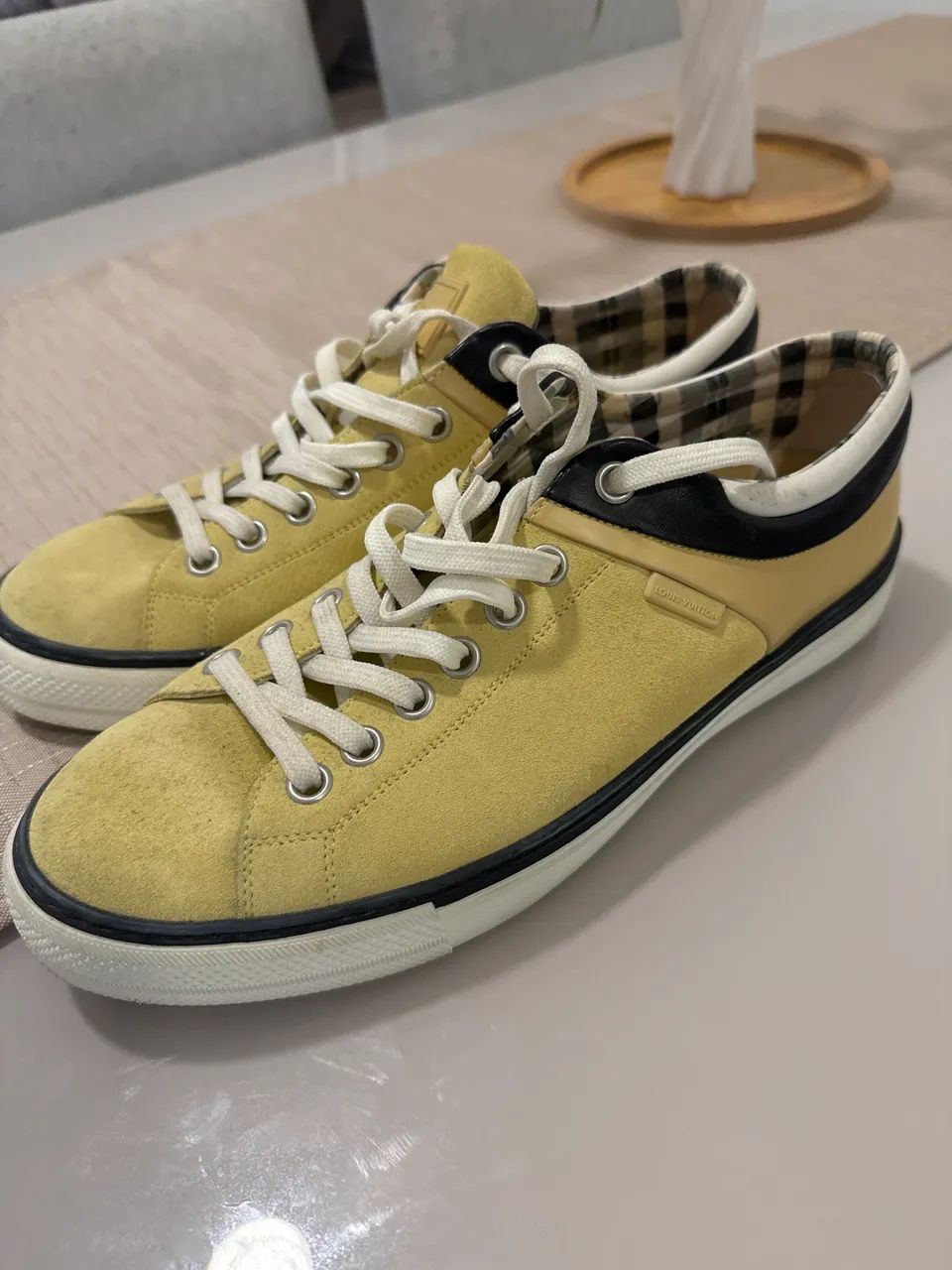 Vendo sapato LV