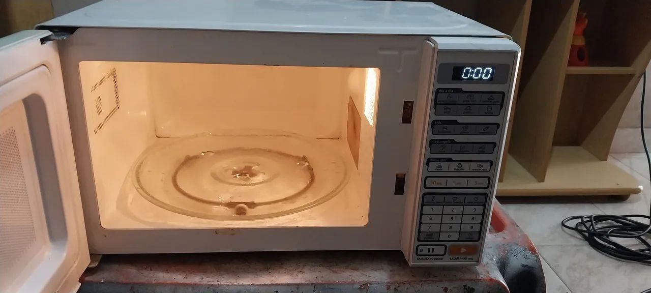 Microondas midea 18l  - Foto 2