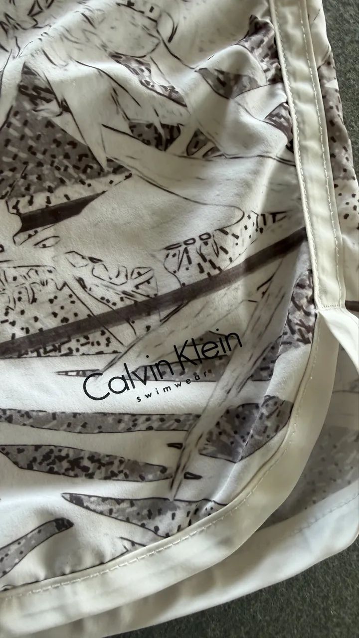 Bermuda calvin Klein  - Foto 2