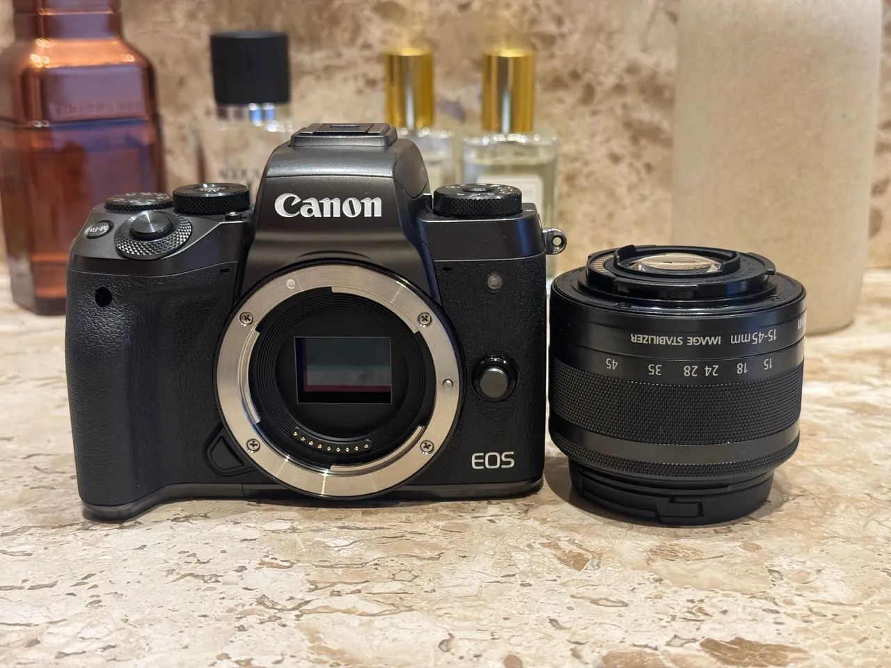 Camera Canon Mirrorless M5 - Foto 4
