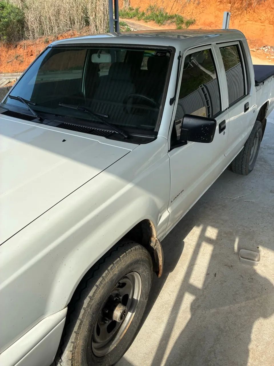 Mitsubishi L200 GL 2.5 4X4 CD Diesel 2001