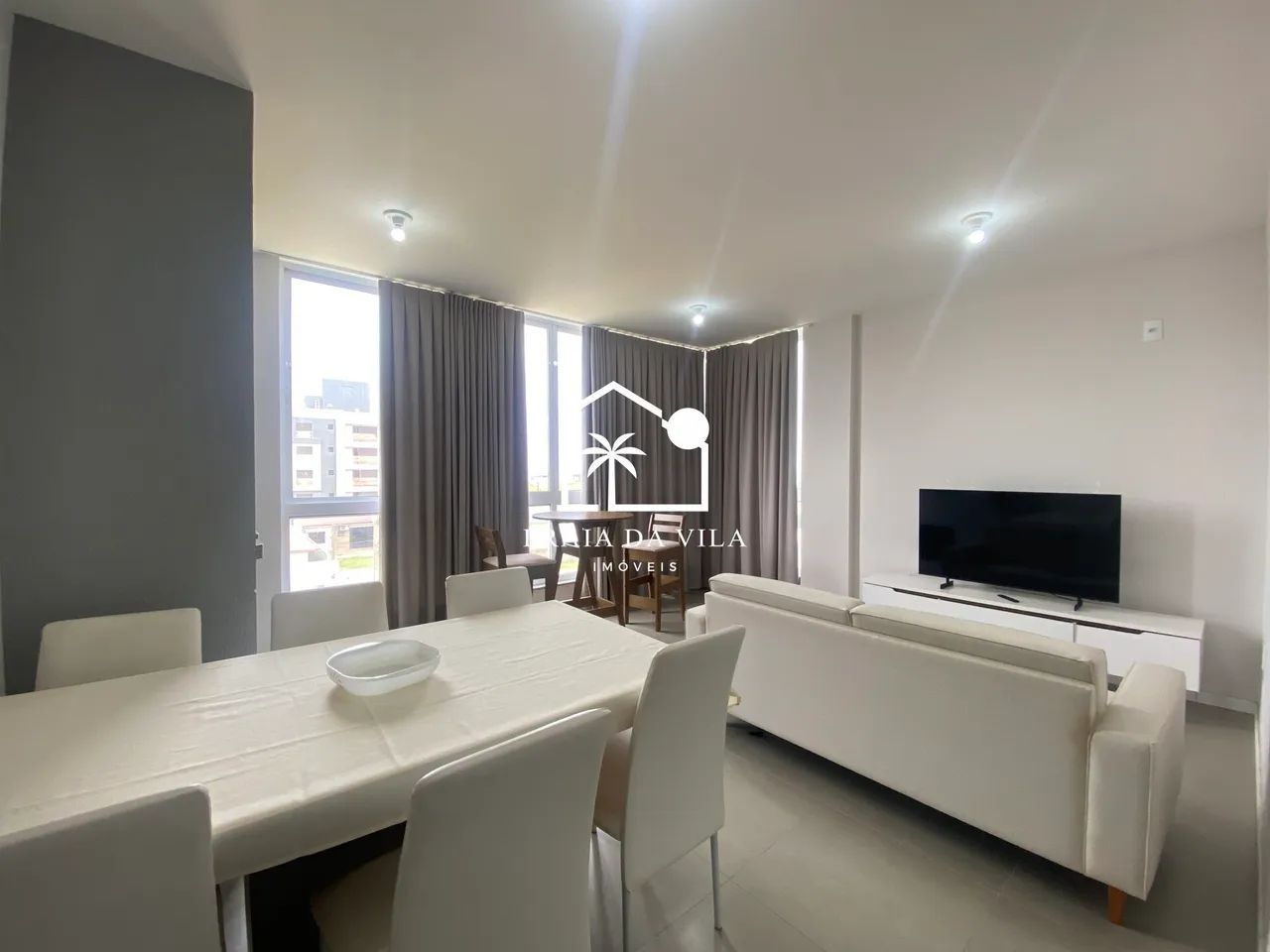 Apartamento 2 Dormitórios Totalmente Mobiliado - Foto 2