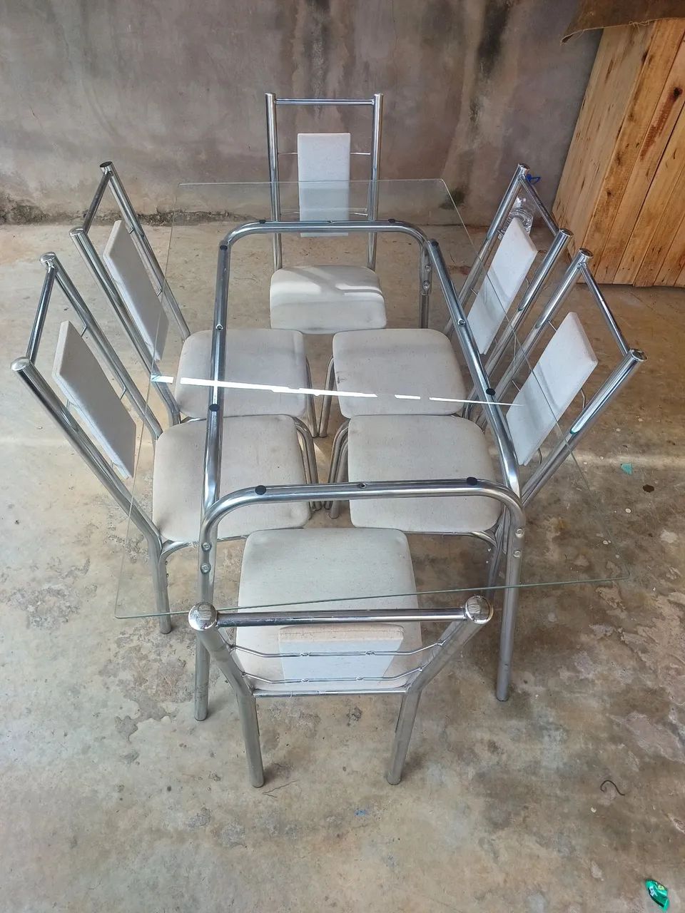 Mesa de vidro com 6 cadeiras  - Foto 2