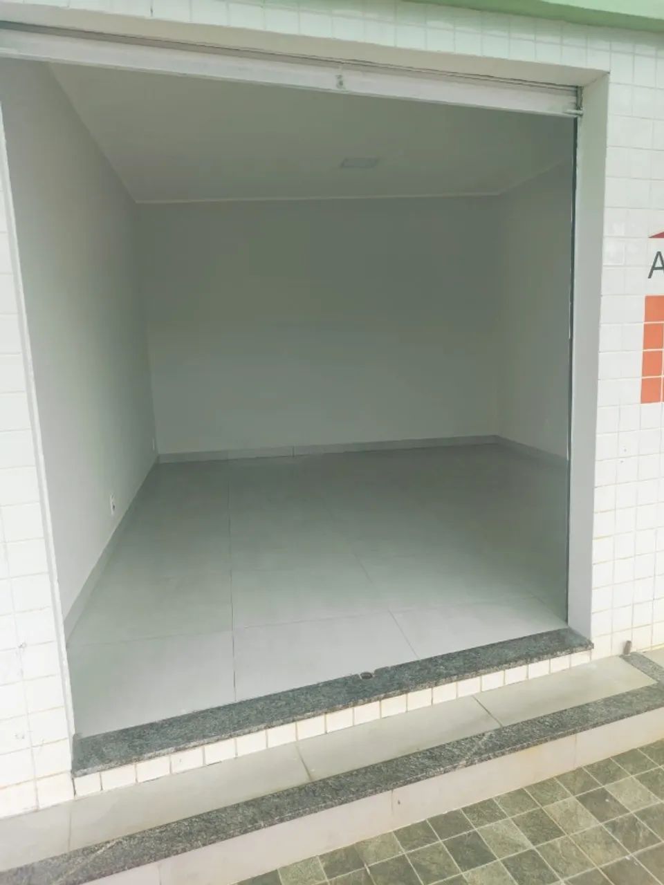Aluga-se loja próxima à UFF - Jardim Mariléa - Foto 3
