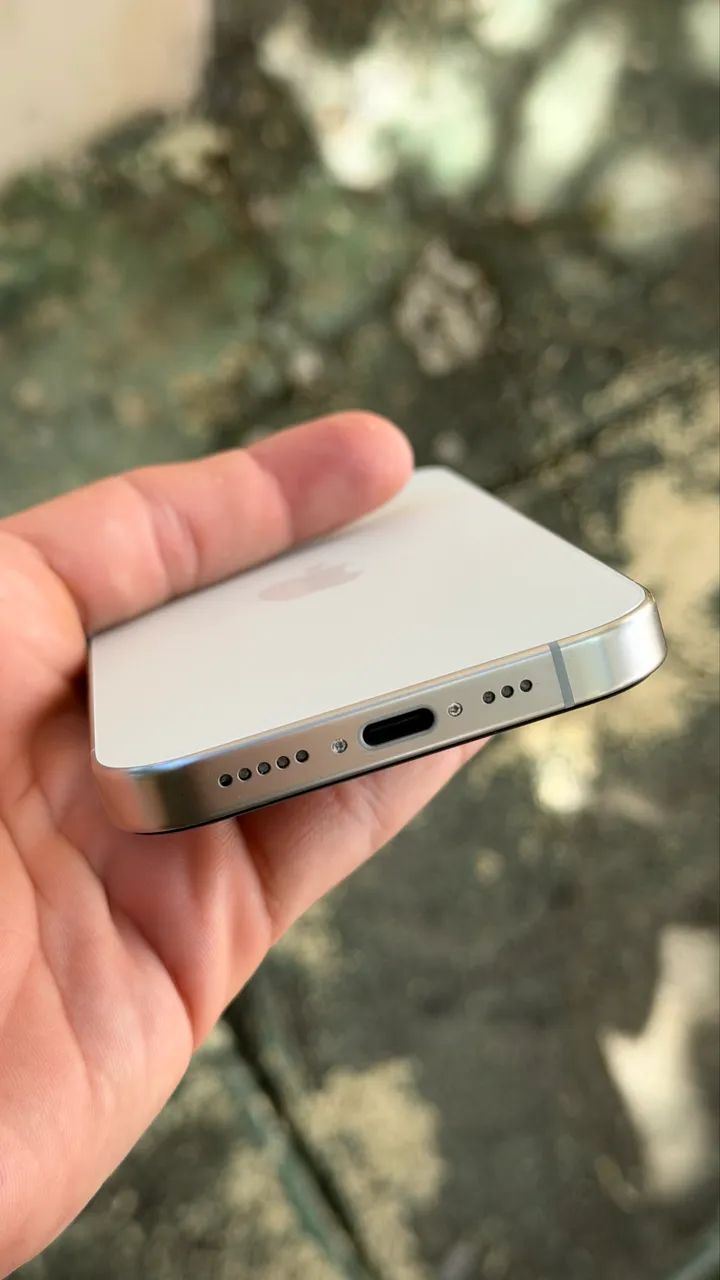 iPhone 15 PRO - Foto 3