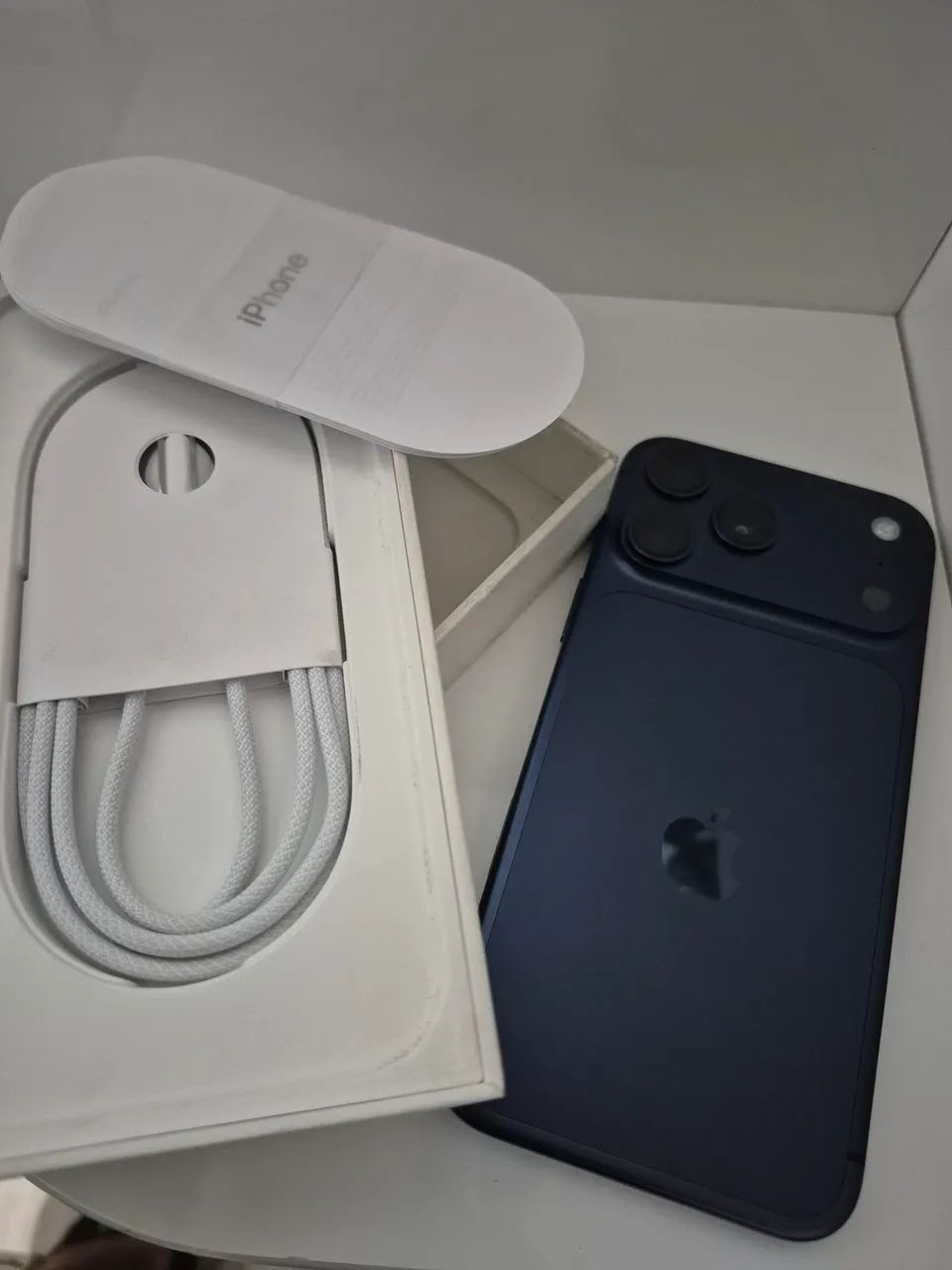 IPhone 17 pro max 512GB-100% bateria  - Foto 5