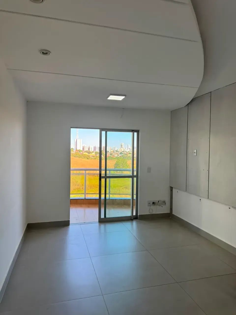 APARTAMENTO SEMI-MOBILIADO PARA LOCAÇÃO | EDIFÍCIO PORTAL CUIABÁ - Cuiabá - MT