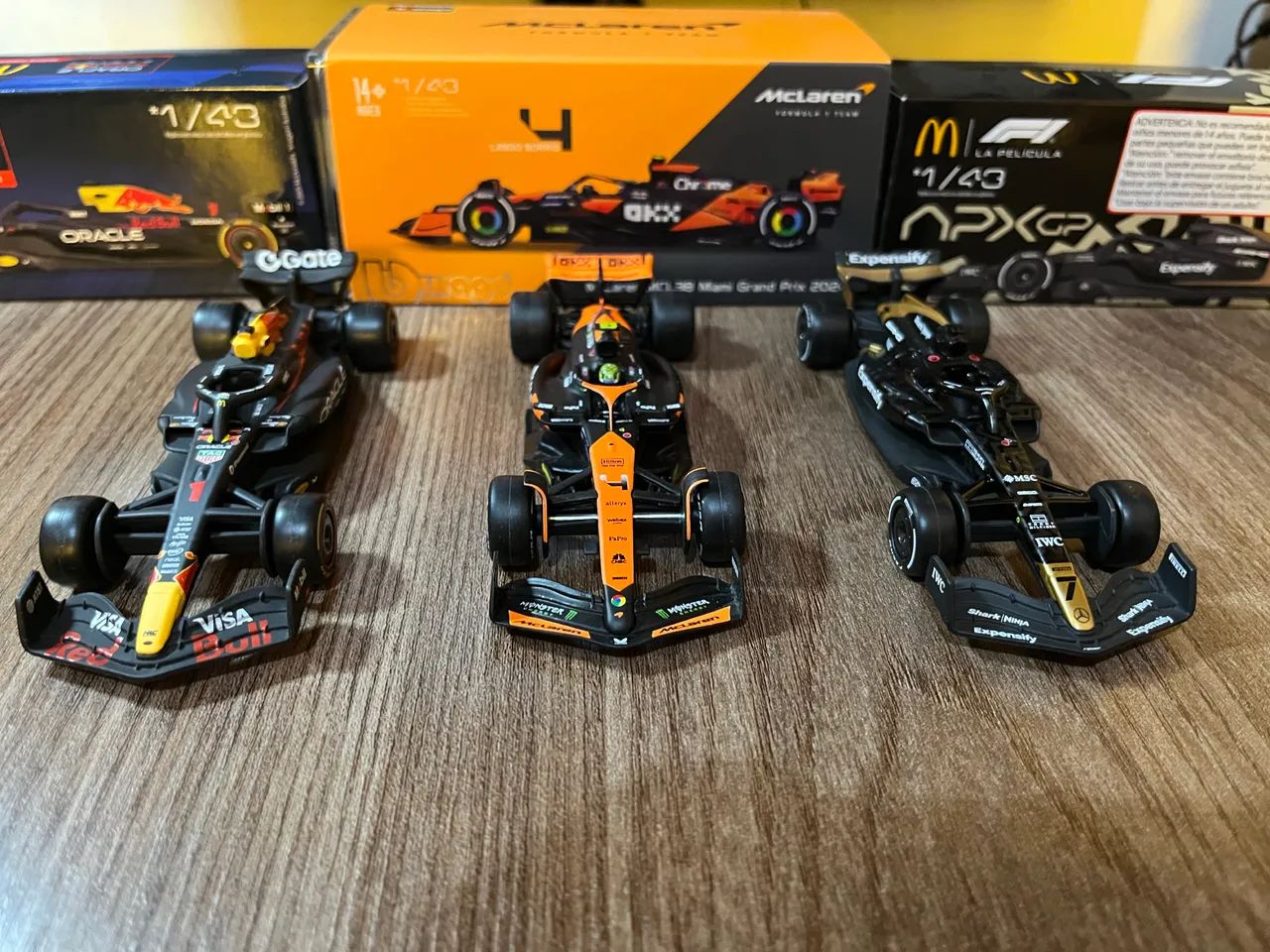 3 miniaturas de F1 atuais e 3 clássicas  - Foto 5