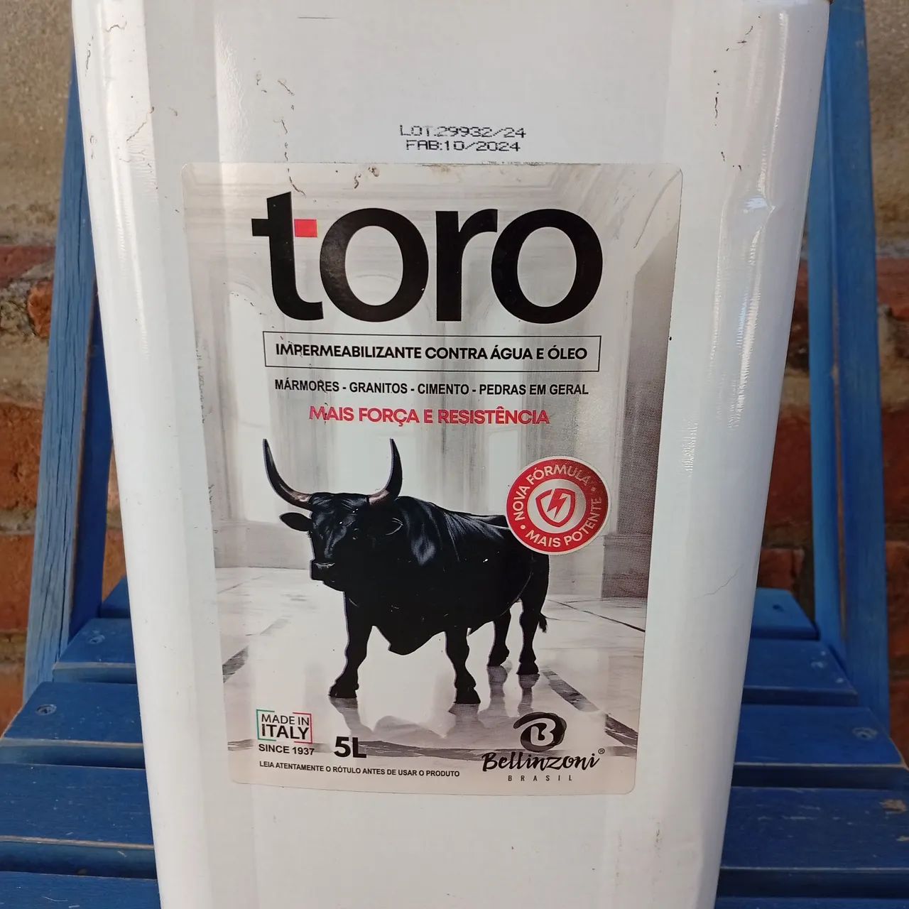 Impermeabilizante italiano Toro