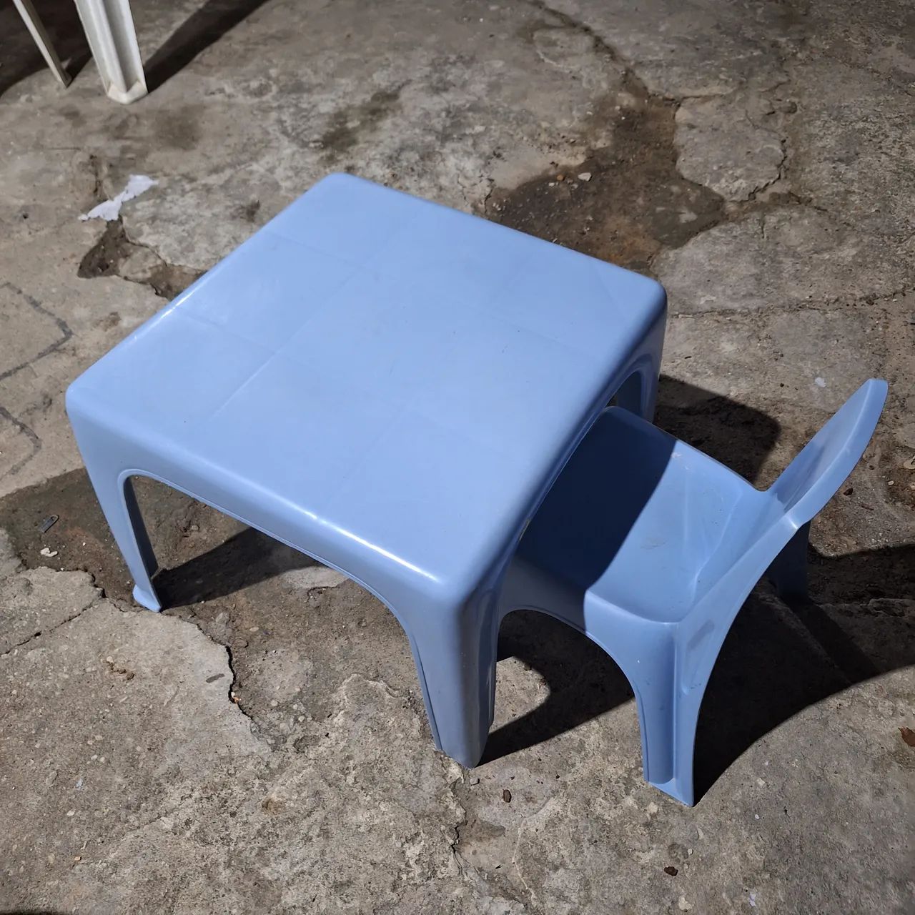 Mesa e Cadeira Infantil 