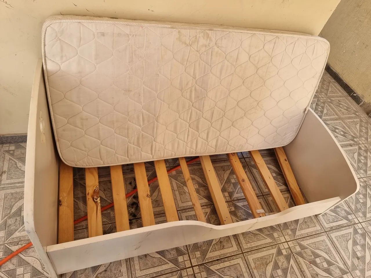Entrego Cama infantil Com colchão  - Foto 3