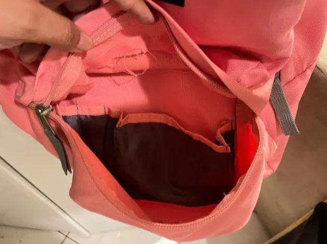 Mochila Jansport original em bom estado - Foto 3