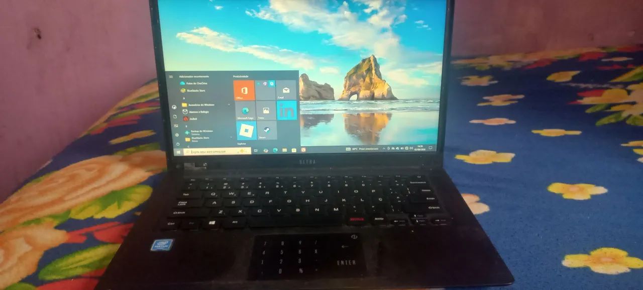 Notebook ultra como Intel pentium com 128 GB e 4 ram único defeito é só a caçasa - Foto 3
