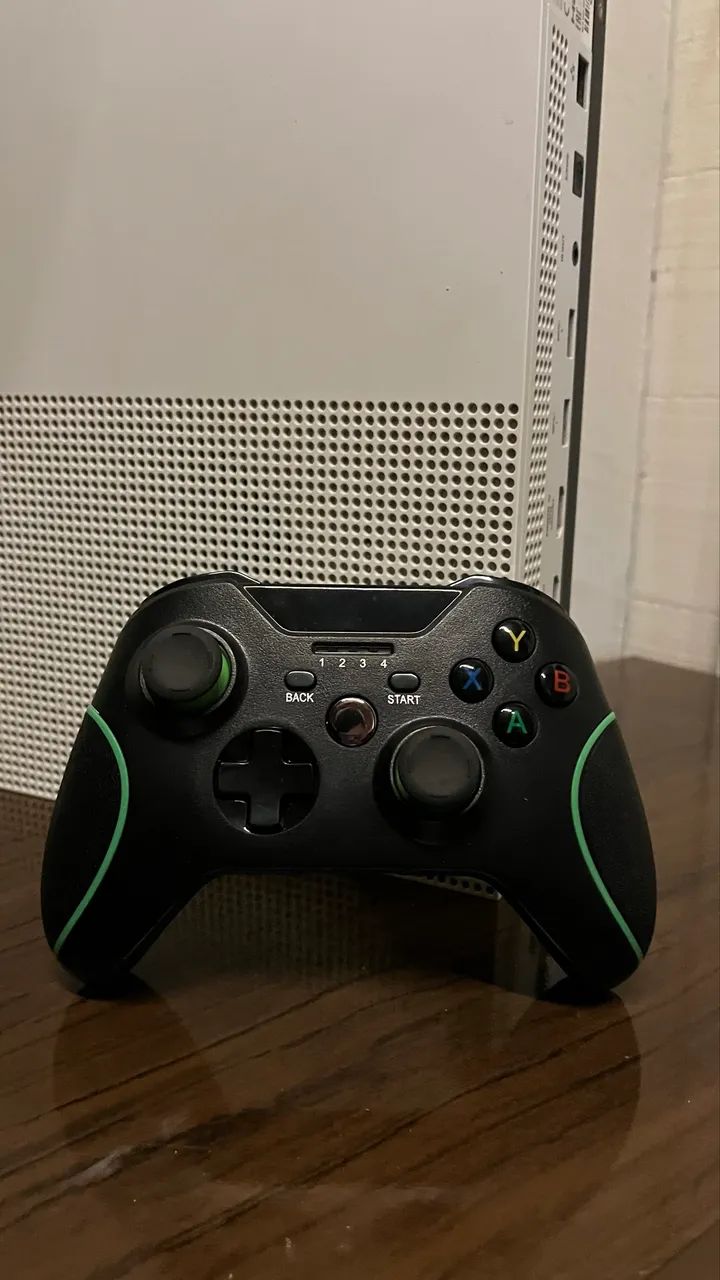 Xbox One S 1TB - Foto 2