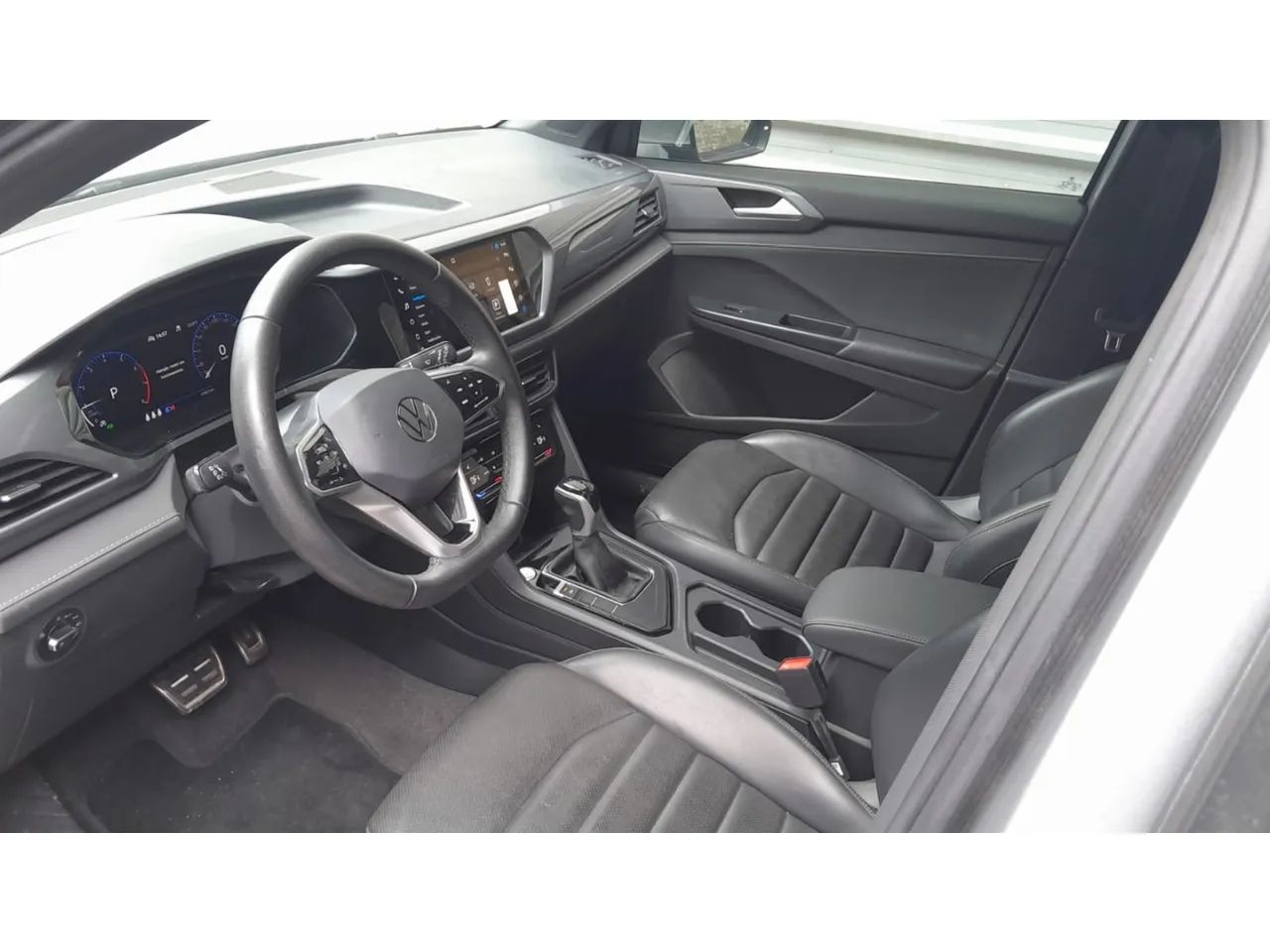 Volkswagen Taos Highline 1.4 250 TSI Flex Aut., foto 11 de 16
