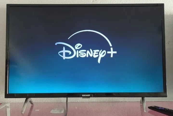 TV BOA BARATA E COM GARANTIA -SMART TV 32 TCL ANDROIDE 