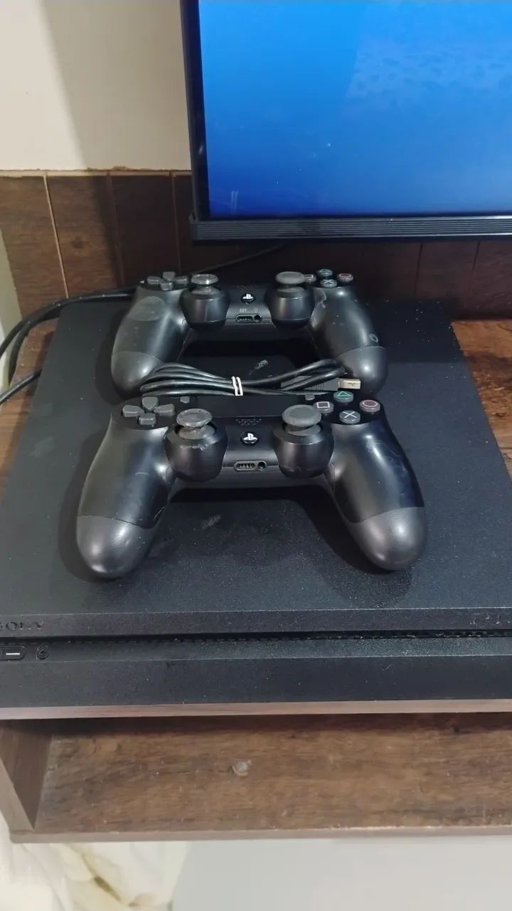 PS4 slim 1T - Foto 2
