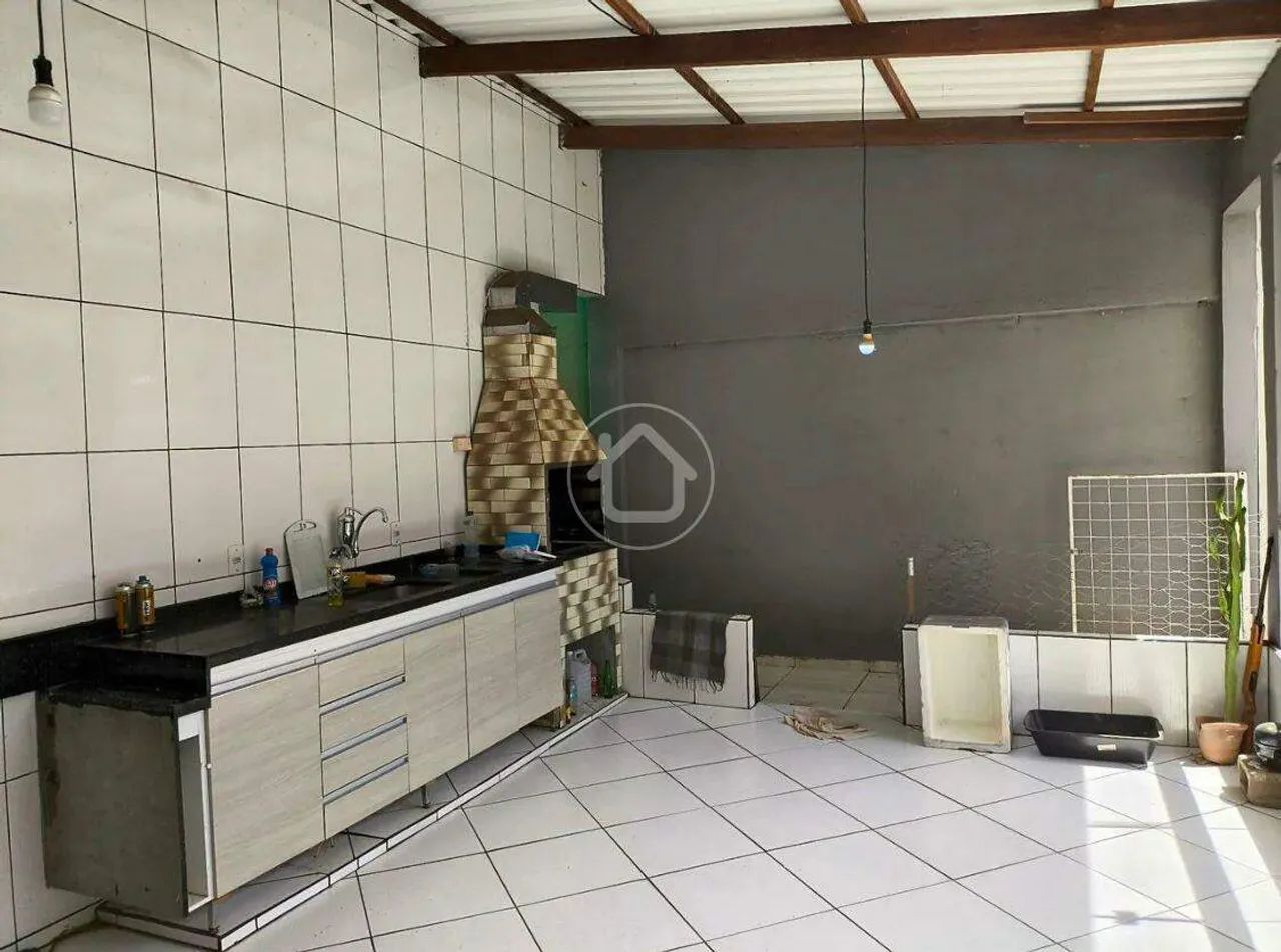 SOBRADO 4 QUARTOS SENDO 3 SUITES E 1 BANHEIRO SOCI - Foto 4