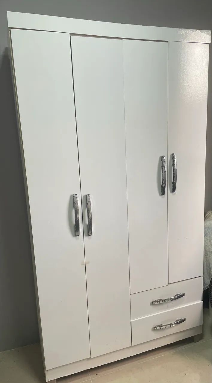 Guarda roupa solteiro 