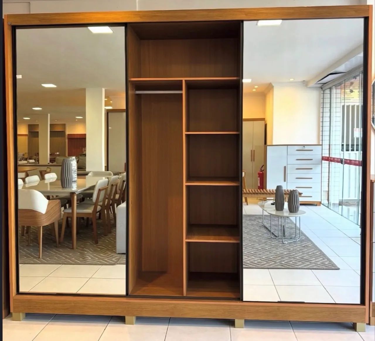 GUARDA ROUPA BERGAMO 3 ESPELHOS MDF - Foto 2