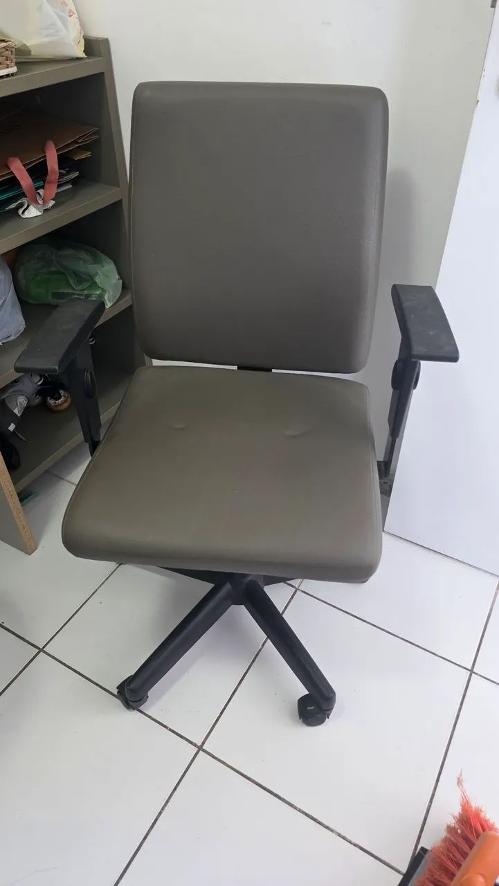 Cadeira escritório  - Foto 4