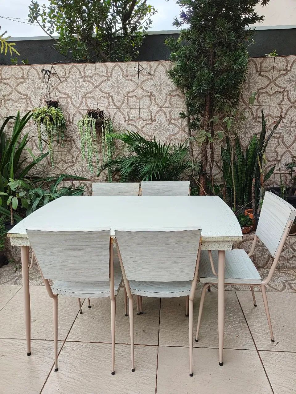 Conjunto de mesa com 4 cadeiras - Foto 4