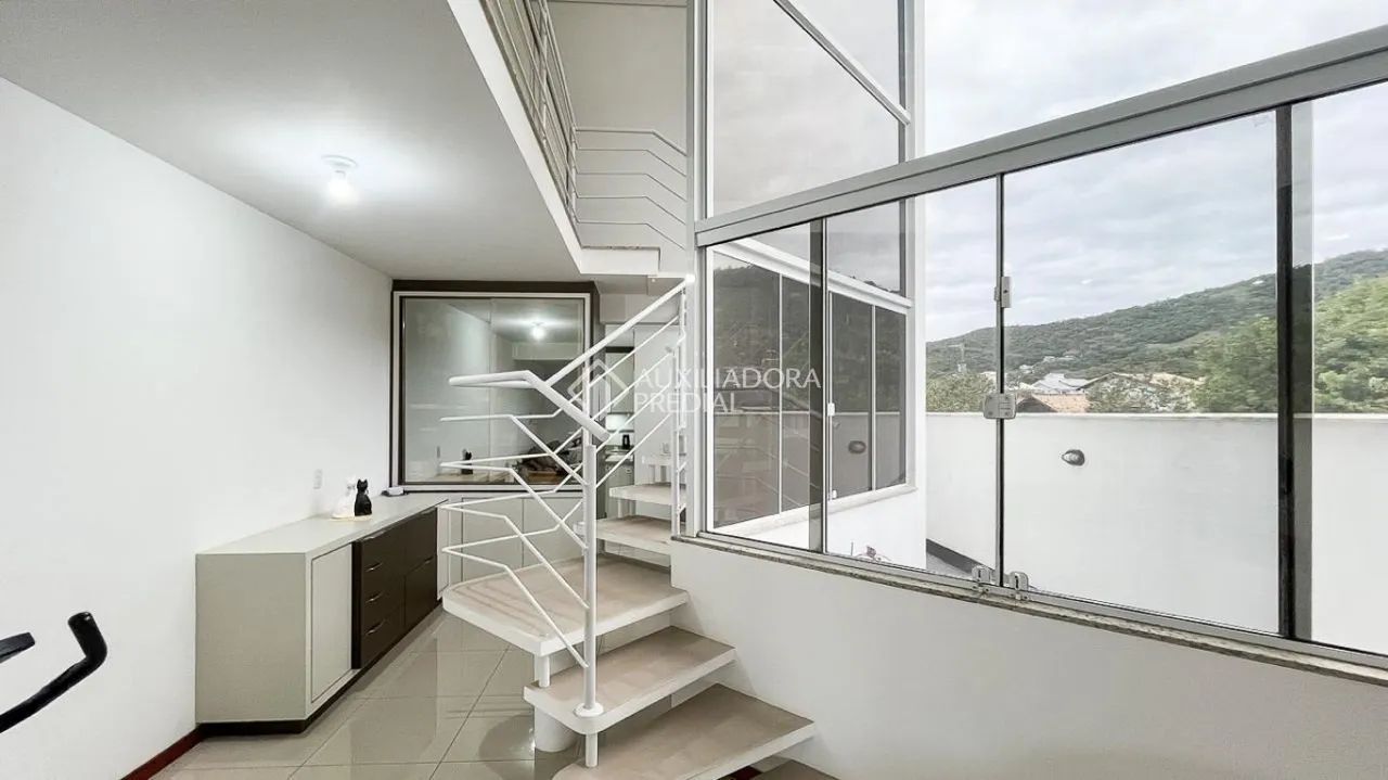 Casa a venda no Ribeirão da Ilha