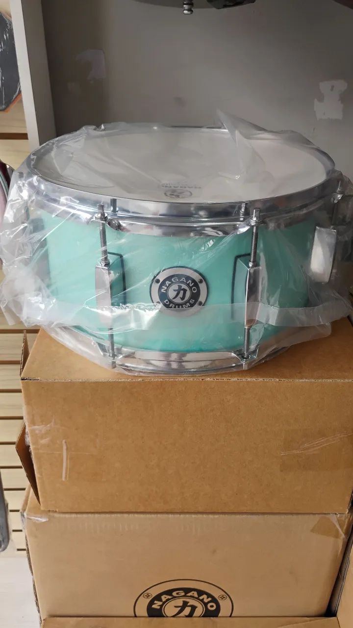 Caixa de Bateria Nagano Beat 12x6/Sweet Green(Azul cintilante)Nova/No Plástico/Mega Oferta