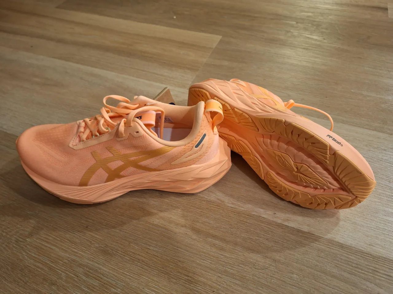 ASICS NOVABLAST 4 LARANJA 42