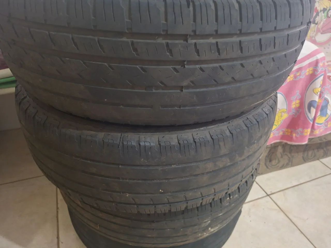 PNEUS USADOS 235/75R15 - Foto 4