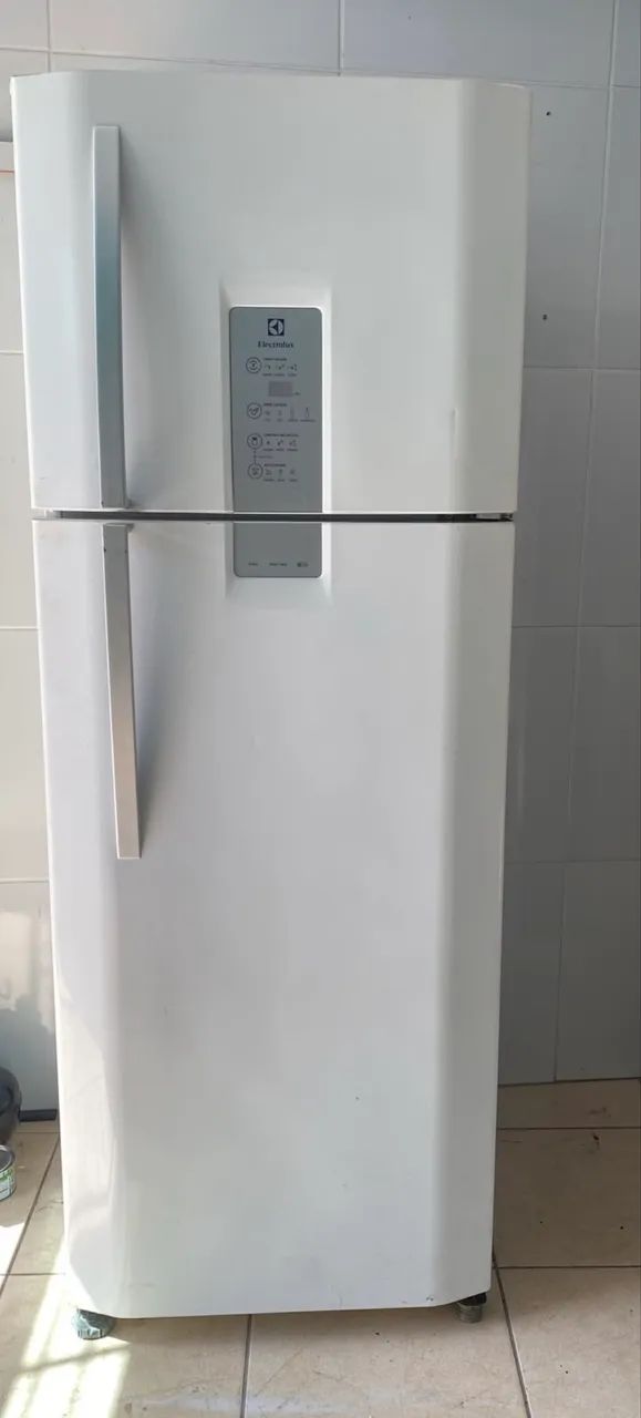 Geladeira Eletrolux funcionando 