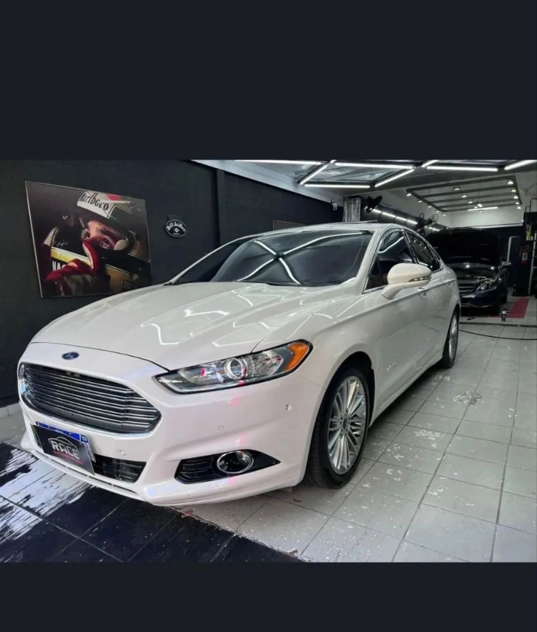 Ford Fusion Fusion Titanium 2.0 145cv Aut. (Híbrido) 2015