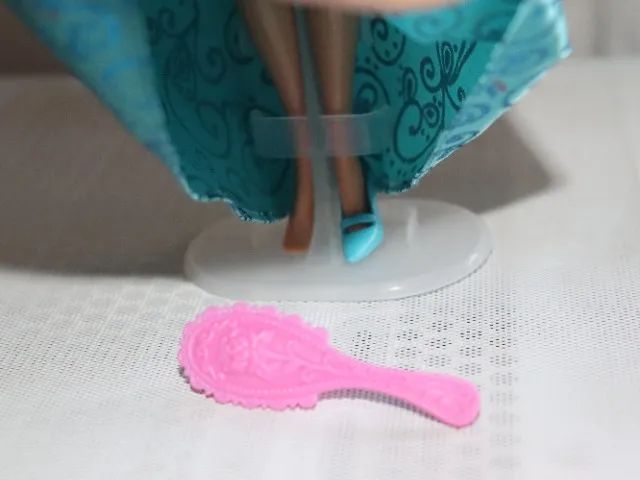 Barbie Rosella Princesa da Ilha (Funciona) - Foto 4