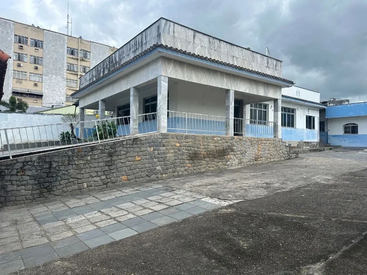 Casa térrea ampla 5 quartos em Centro - Itaboraí - RJ - Foto 2