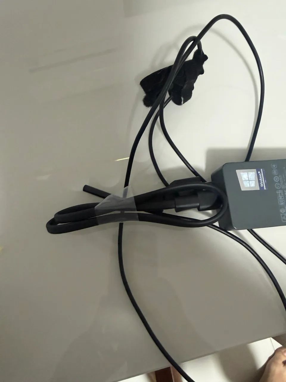 Carregador microsoft surface 11 65w - Foto 4