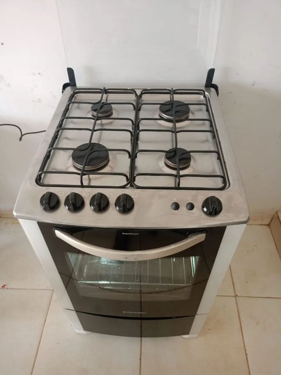 Fogão 4 bocas automático Eletrolux  - Foto 2
