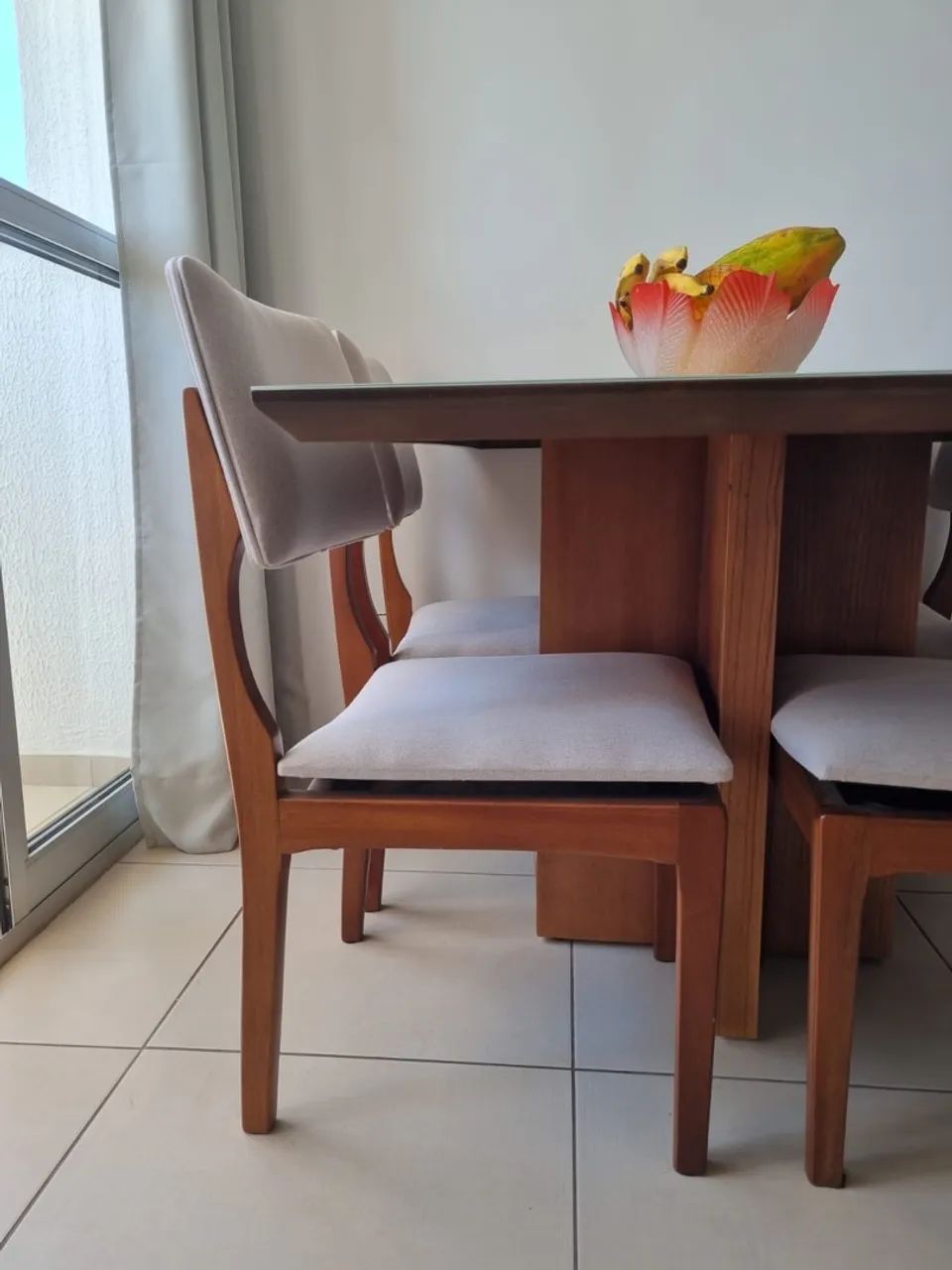 Mesa de Jantar + 4 cadeiras  - Foto 4
