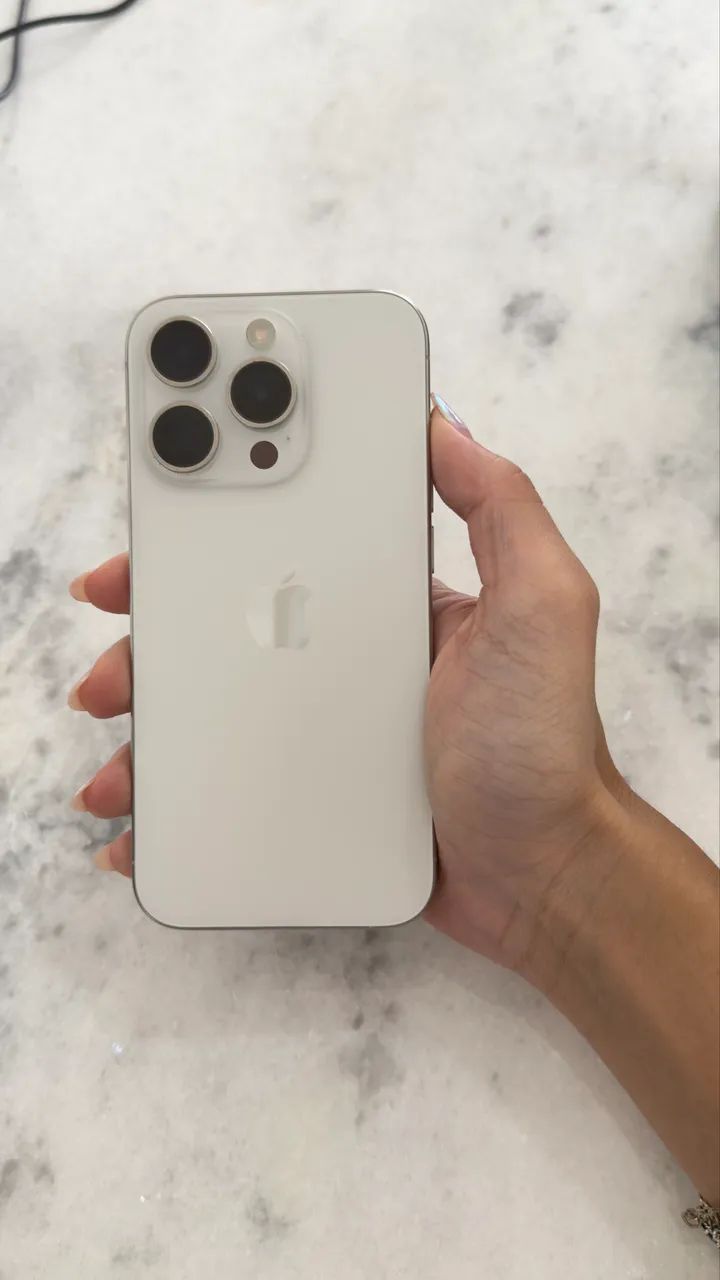 Vendo iPhone 15pro 128gb 86% de bateria - Celulares e Smartphones