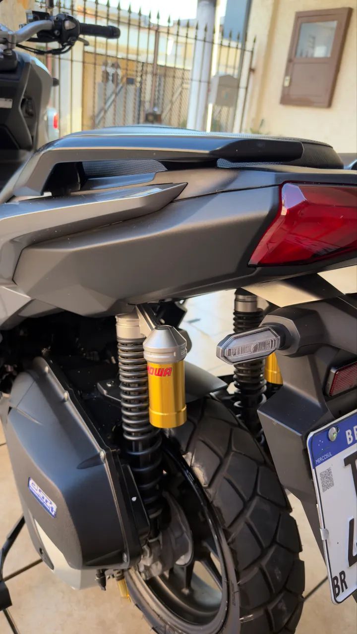 Moto ADV 160 Silver - Foto 2