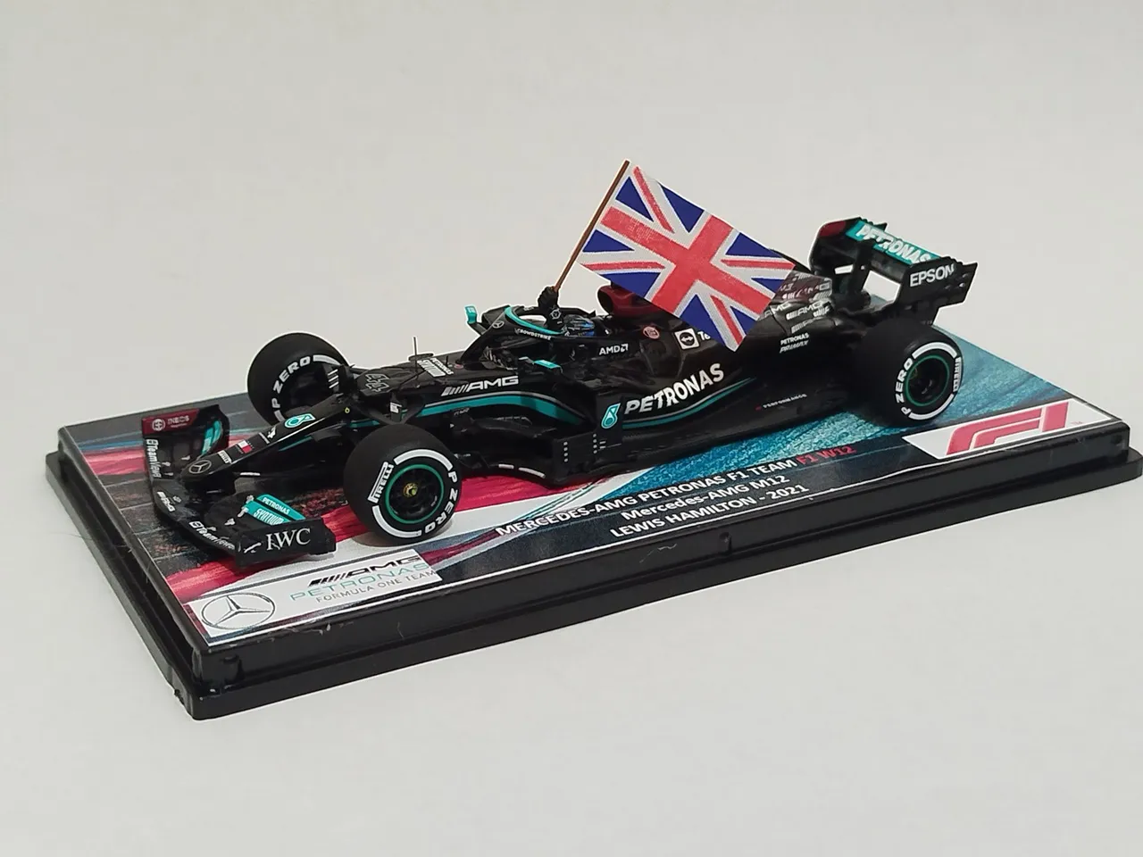 Miniatura F1 Tyrrell 001 Jackie Stewart World Champion 1971 1:43