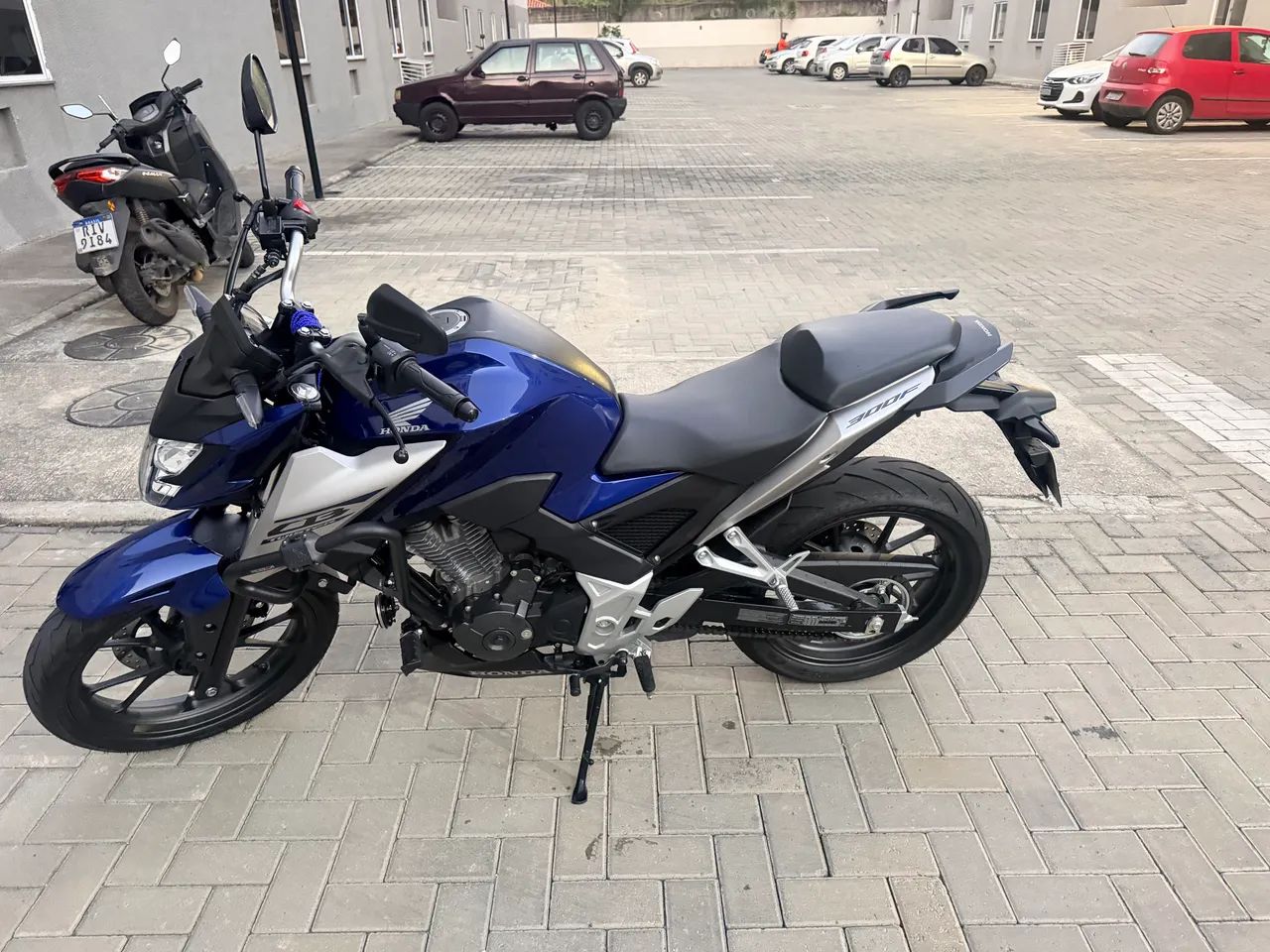 CB 300F ZEROO 2026 - Foto 2