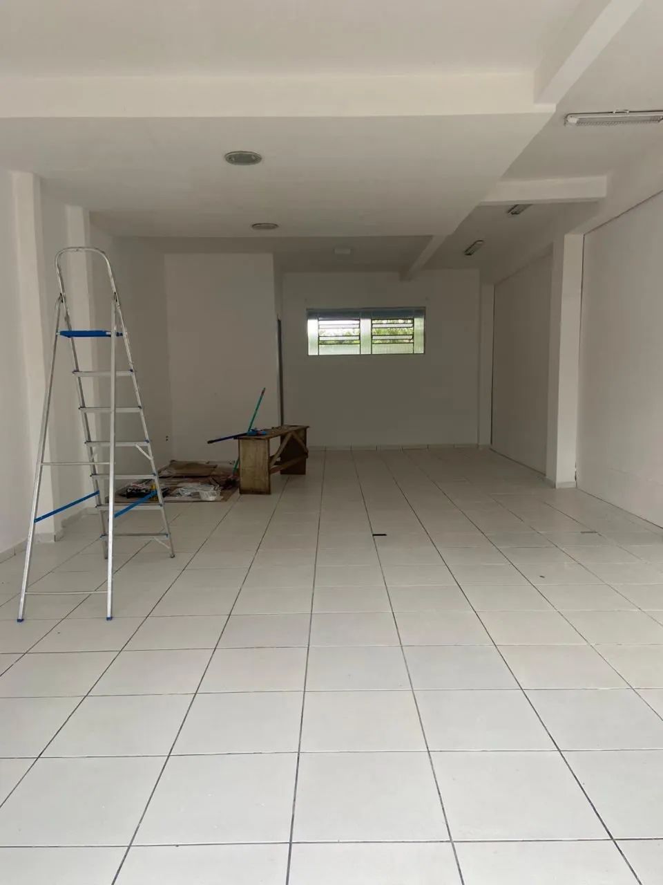 Alugo Sala Comercial - Campo do Tenente  - Foto 2