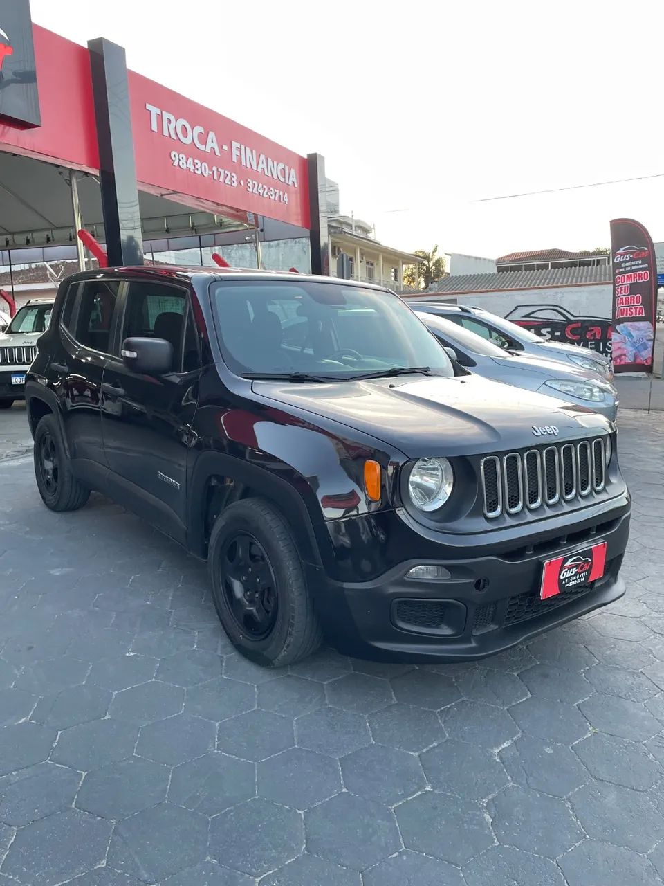 Jeep Renegade 1.8 4X2 Flex 16V Mec. 2017 - Foto 3