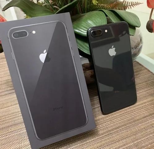 iPhone 8s plus cinza espacial 